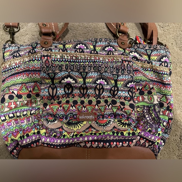 NWOT Sak Roots Artist Circle Crossbody. Minor scuff at the bottom. - Picture 2 of 11
